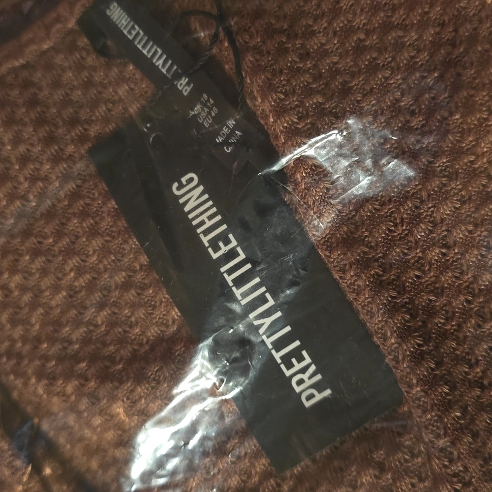 Pretty Little Thing Rose Waffle Knit Maxi Beach Dress - Picture 4 of 5